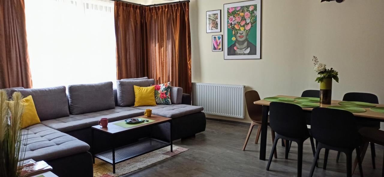 Fajny Kat - Apartamenty W Centrum, Najwyzsze Opinie Gosci Jelenia Gora Exterior photo