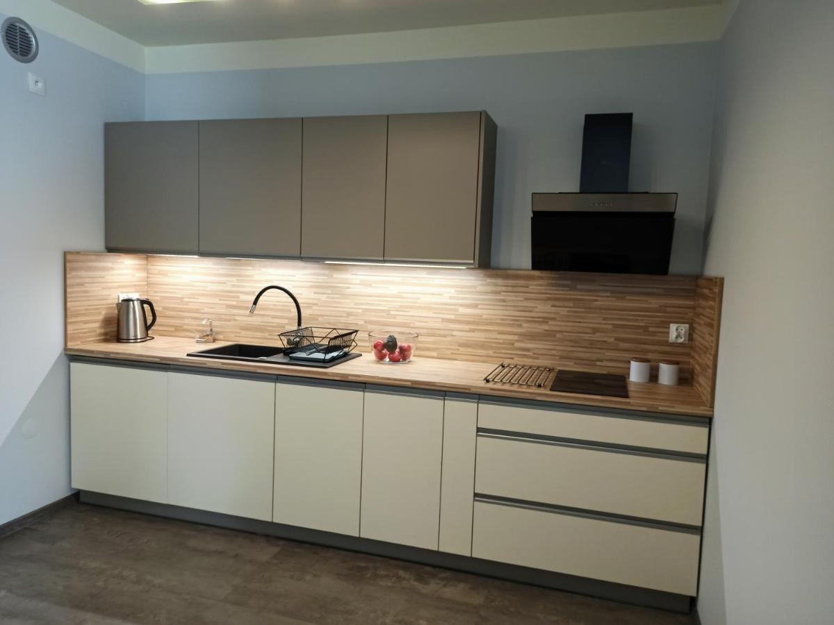 Fajny Kat - Apartamenty W Centrum, Najwyzsze Opinie Gosci Jelenia Gora Exterior photo