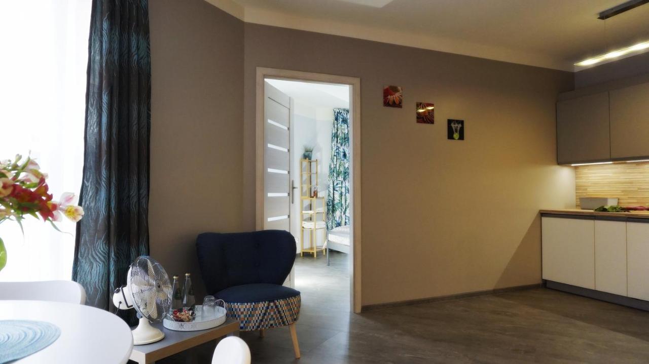 Fajny Kat - Apartamenty W Centrum, Najwyzsze Opinie Gosci Jelenia Gora Exterior photo