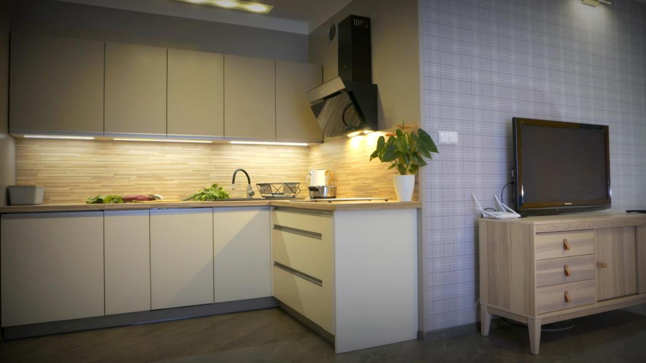 Fajny Kat - Apartamenty W Centrum, Najwyzsze Opinie Gosci Jelenia Gora Exterior photo