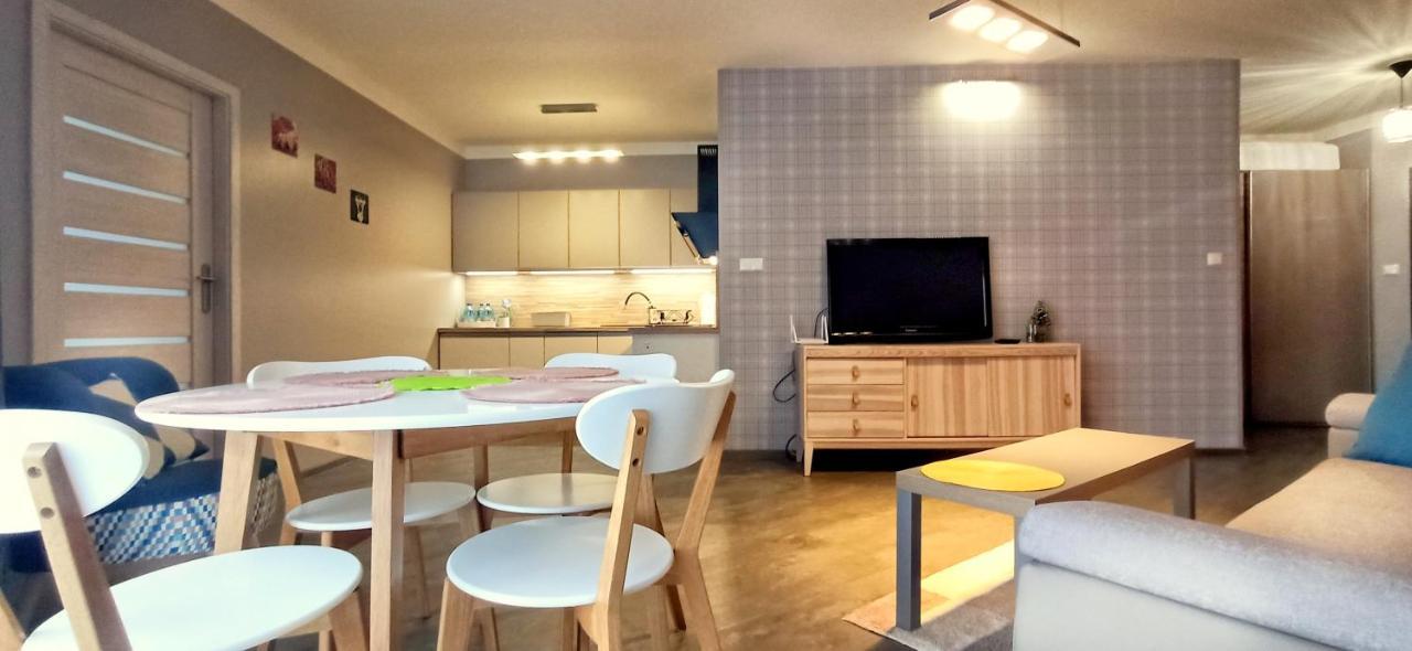 Fajny Kat - Apartamenty W Centrum, Najwyzsze Opinie Gosci Jelenia Gora Exterior photo
